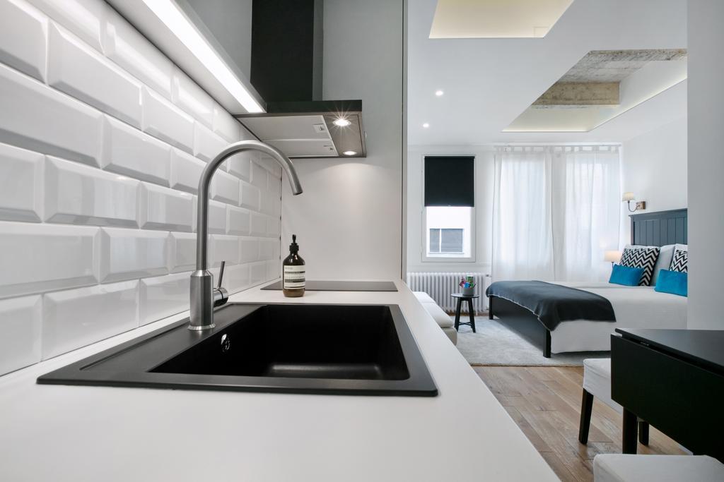 Angel Main Square Center Zagreb Apartment Ngoại thất bức ảnh