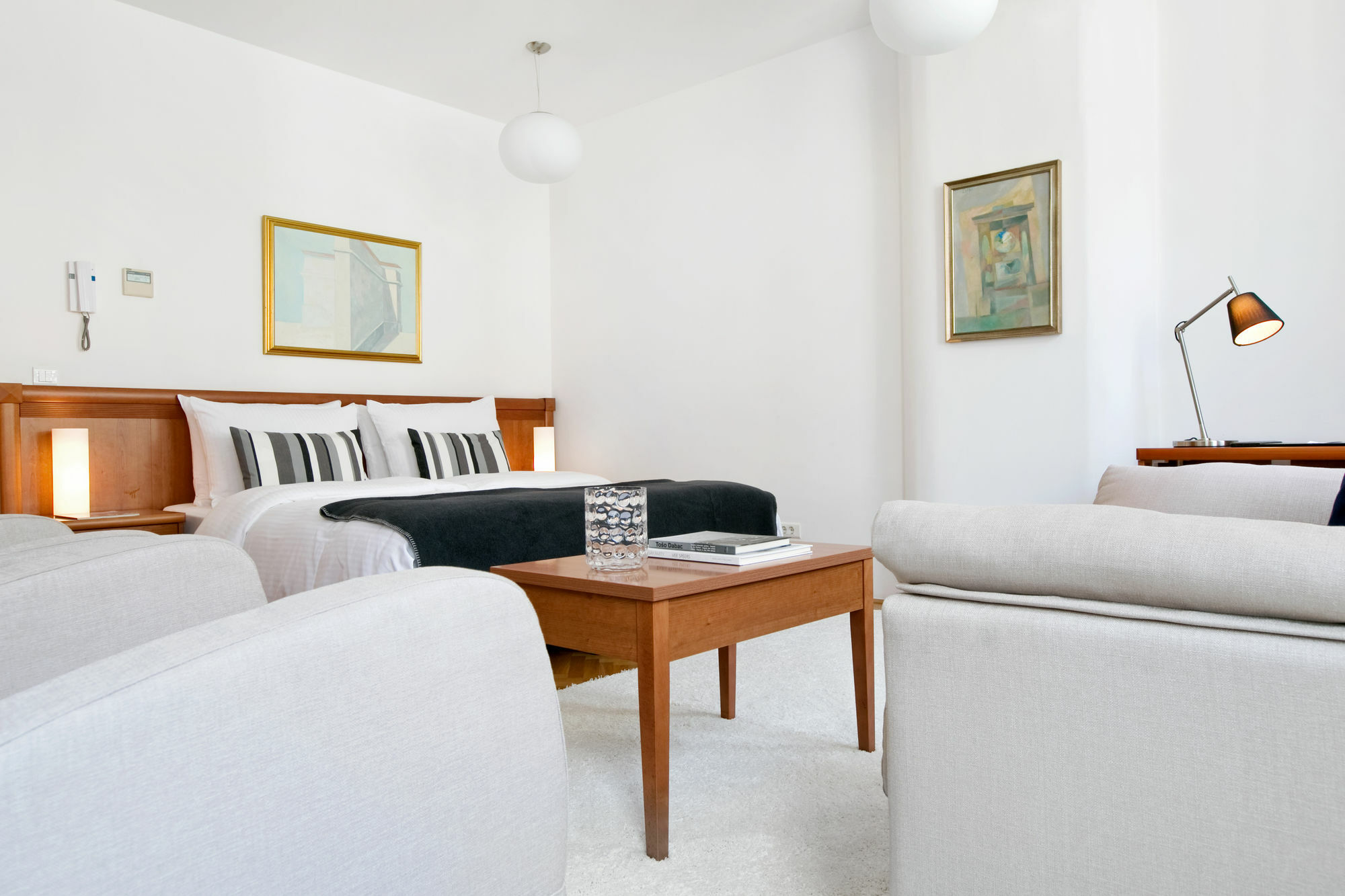 Angel Main Square Center Zagreb Apartment Ngoại thất bức ảnh