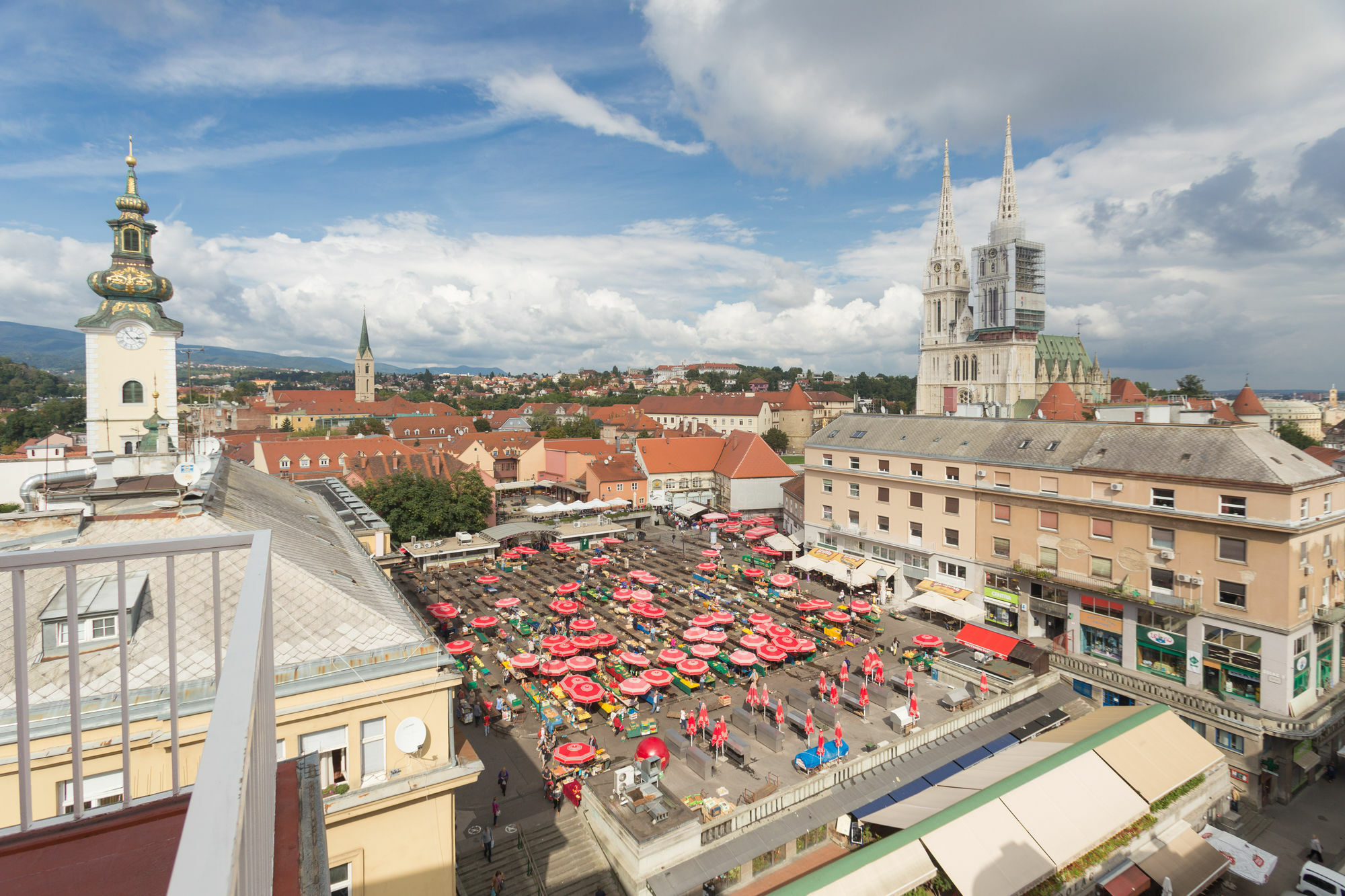 Angel Main Square Center Zagreb Apartment Ngoại thất bức ảnh